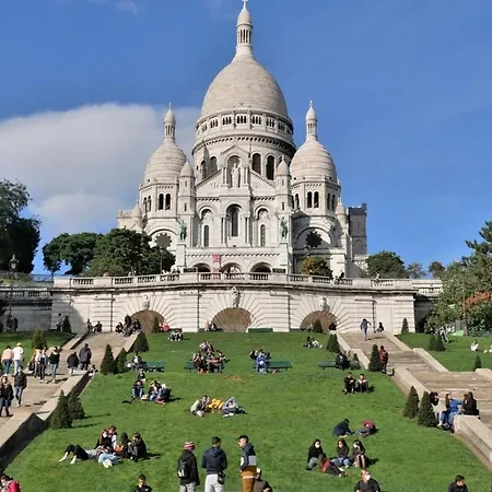 2 Rooms, Close To Montmartre, Light And Quiet Appartamento Parigi